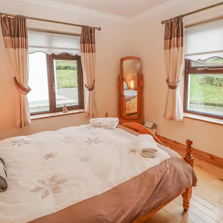 Starbay House Eyeries